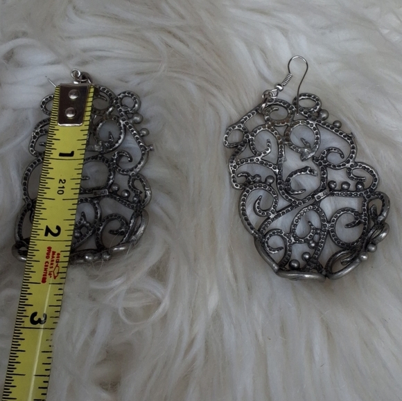 Vintage Scrollwork‎ statement earrings - Picture 5 of 7
